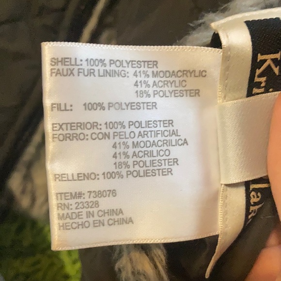 Faux Fur Winter Vest *REVERSIBLE - Picture 7 of 8